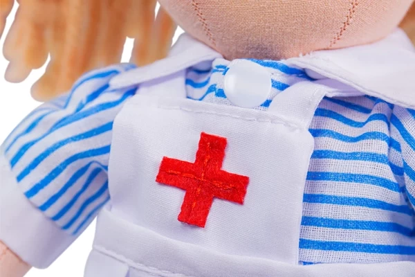 Mit Anzug der Krankenschwester