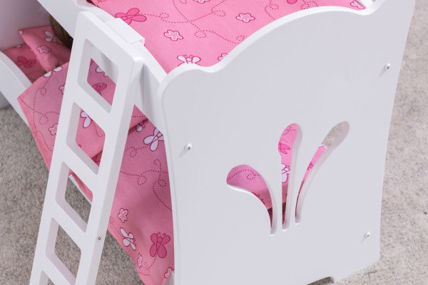 Komplett mit Treppe für das obere Bett