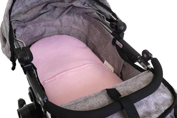 Für Puppenbetten und -wagen geeignet