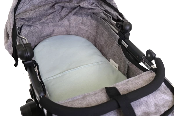 Für Puppenbetten und -wagen geeignet